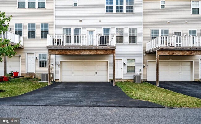 Building Photo - 733 Sun Valley Ct