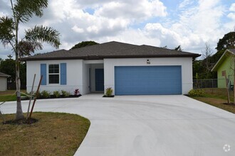 Building Photo - Northwest Airoso Boulevard, Port St. Lucie...