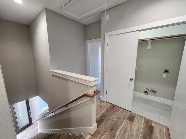 Building Photo - 3206 Bostic St