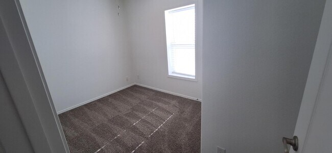 Building Photo - 4487 E Lake Mead Blvd