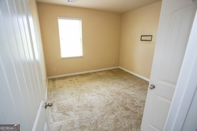 Building Photo - 141 Westin Way