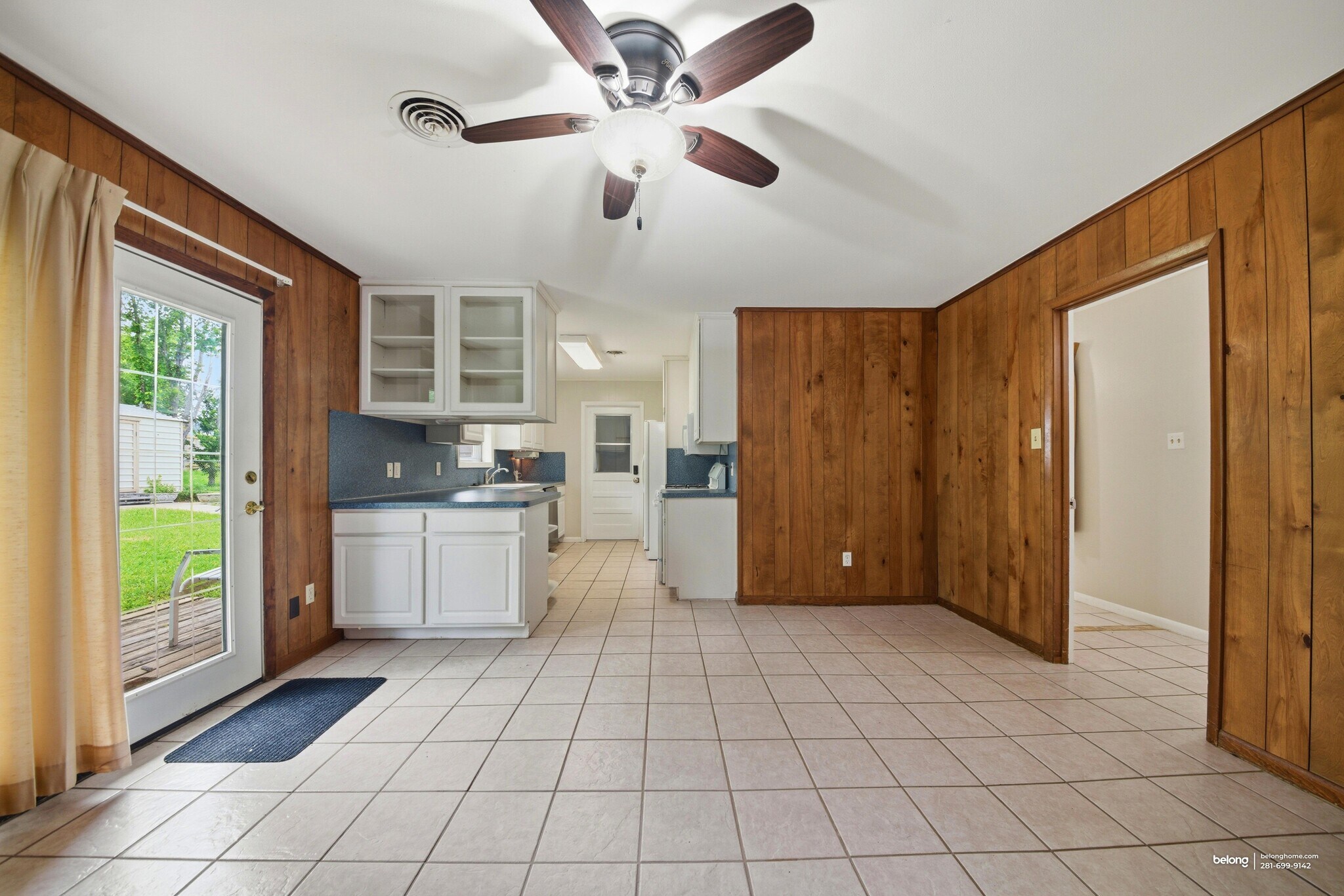 Building Photo - 1302 Laura Ln