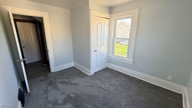 Building Photo - 1432 League St