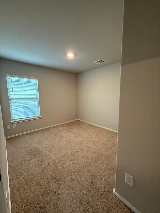 Building Photo - 26115 Lanivet Crk Ln