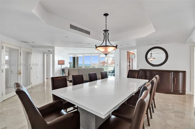 Building Photo - 19955 NE 38th Ct