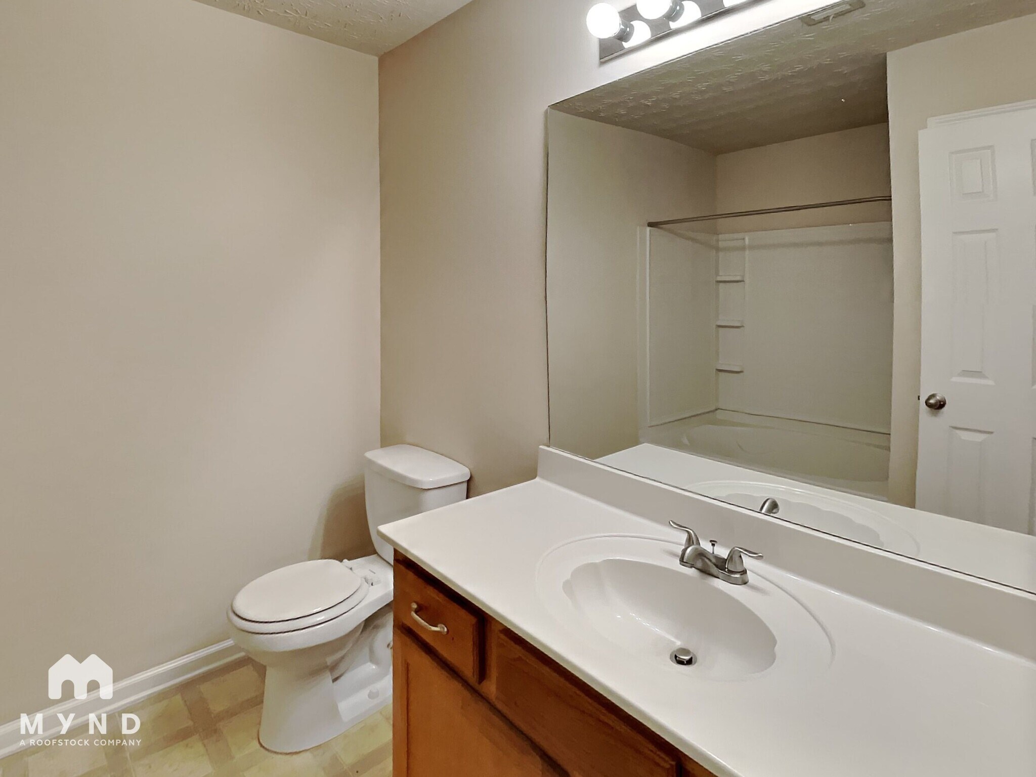 Building Photo - 2886 Vining Ridge Terrace