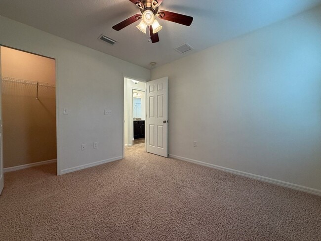 Building Photo - 2742 Birchcreek Dr
