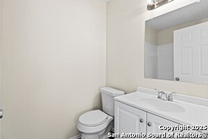 Building Photo - 922 Saddlebrook Dr