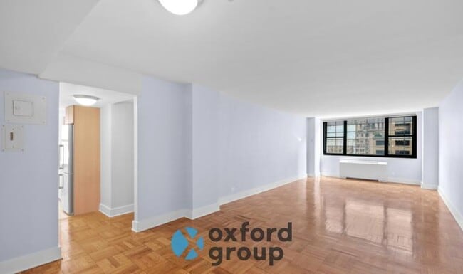 Building Photo - 2 bedroom in NEW YORK NY 10019