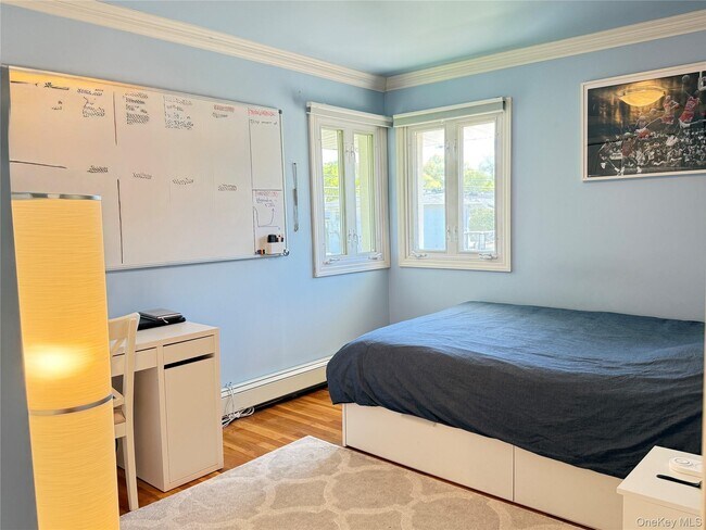 Building Photo - 14 Millpond St