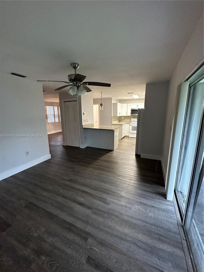 Building Photo - 20535 SW 92nd Ct
