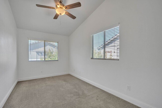 Building Photo - 4255 Taylor St