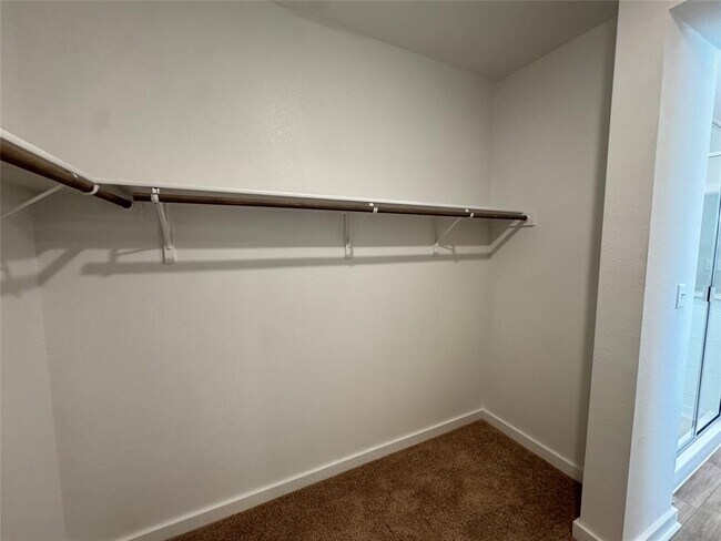 Building Photo - 112 Corn Ln