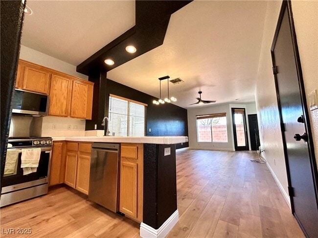 Building Photo - 8278 Annual Ridge St