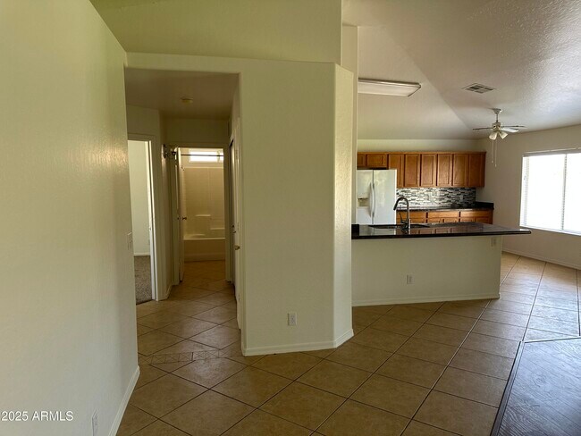 Building Photo - 2213 S Tucana Ln