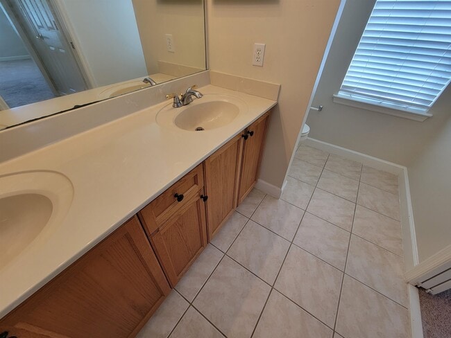 Building Photo - 4061 Shady View Ln