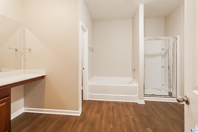 Building Photo - 1076 Pilgrim Ln