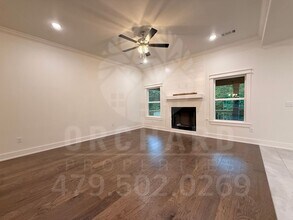 Building Photo - Bella Vista Single-Family Home- 2 Bed/ 2 Bath with Hobby Room- Spacious Birchwood Plan