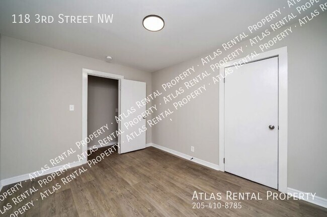 Building Photo - 118 3rd St NW