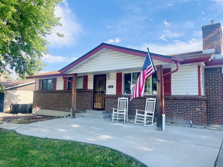 Front of house - 6336 W 71st Pl