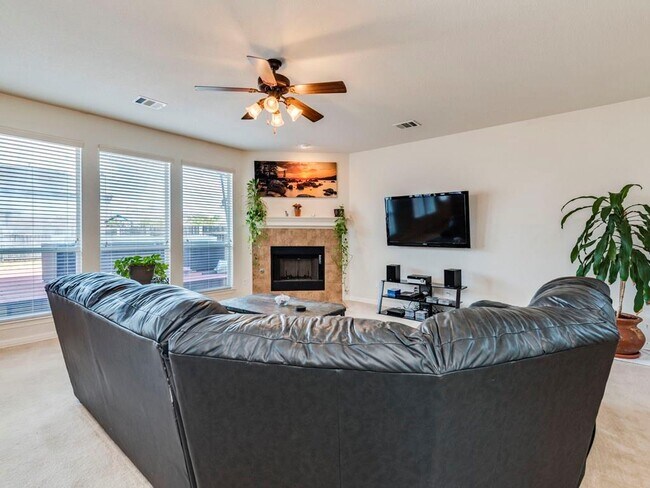 Building Photo - 13717 Field Spar Dr
