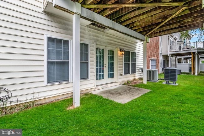Building Photo - 9701 Mossy Bark Ln