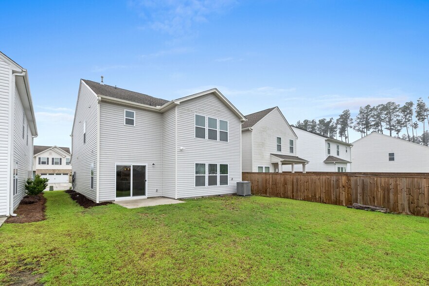 Building Photo - 514 Purple Finch Rd