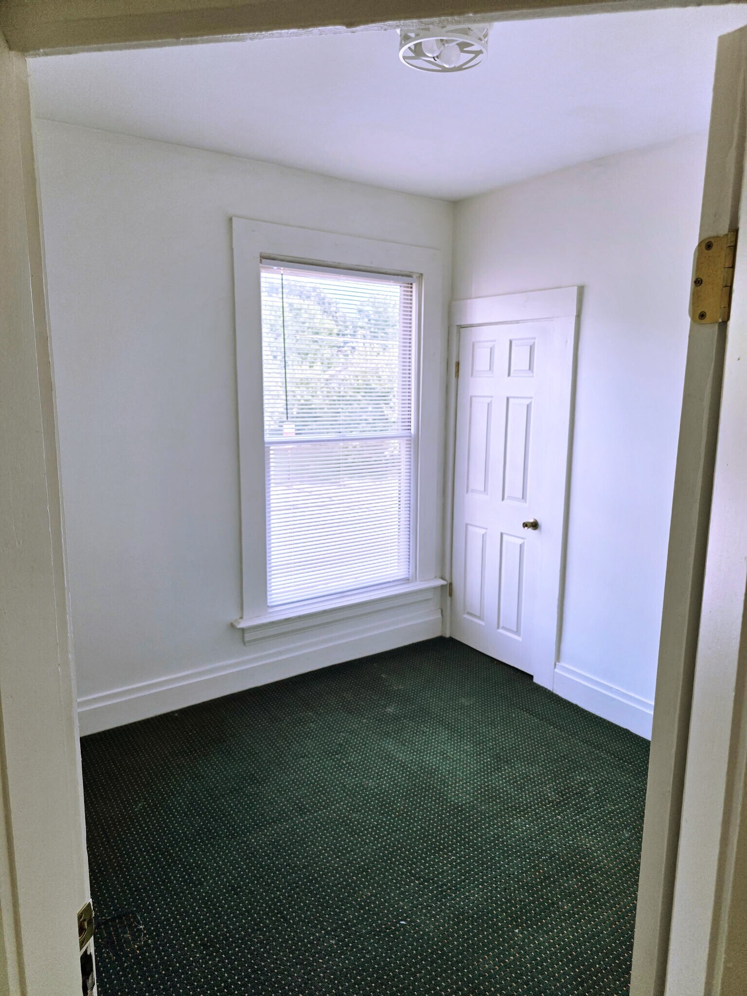 2nd Bedroom - 45 1/2 E Duncan St