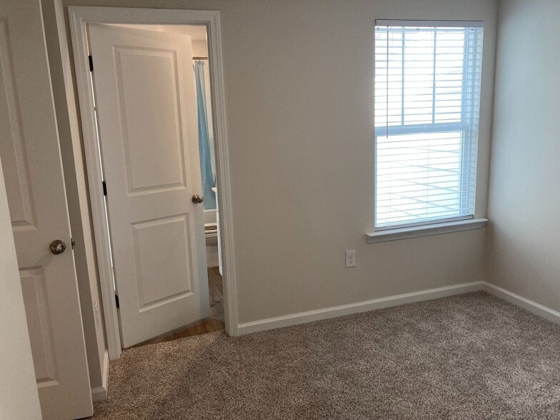 Building Photo - 2568 Congaree Pk