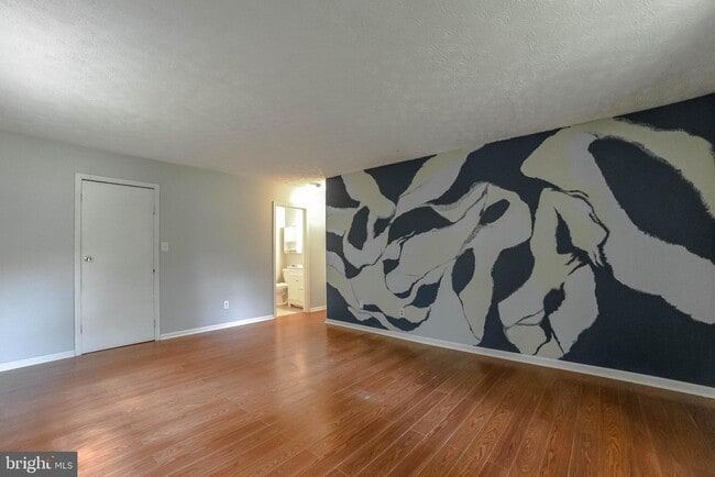 Building Photo - 45381 Abell Dr