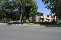 Building Photo - Village Meadows