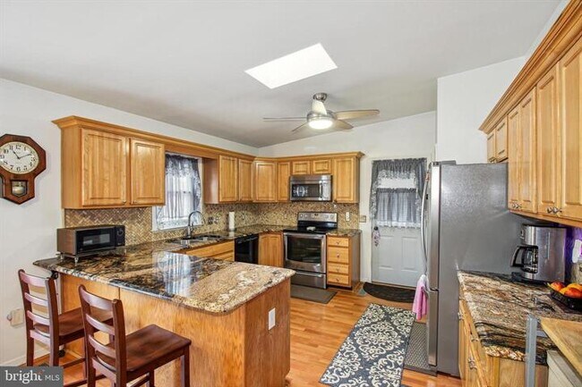 Building Photo - 8633 Winding Way