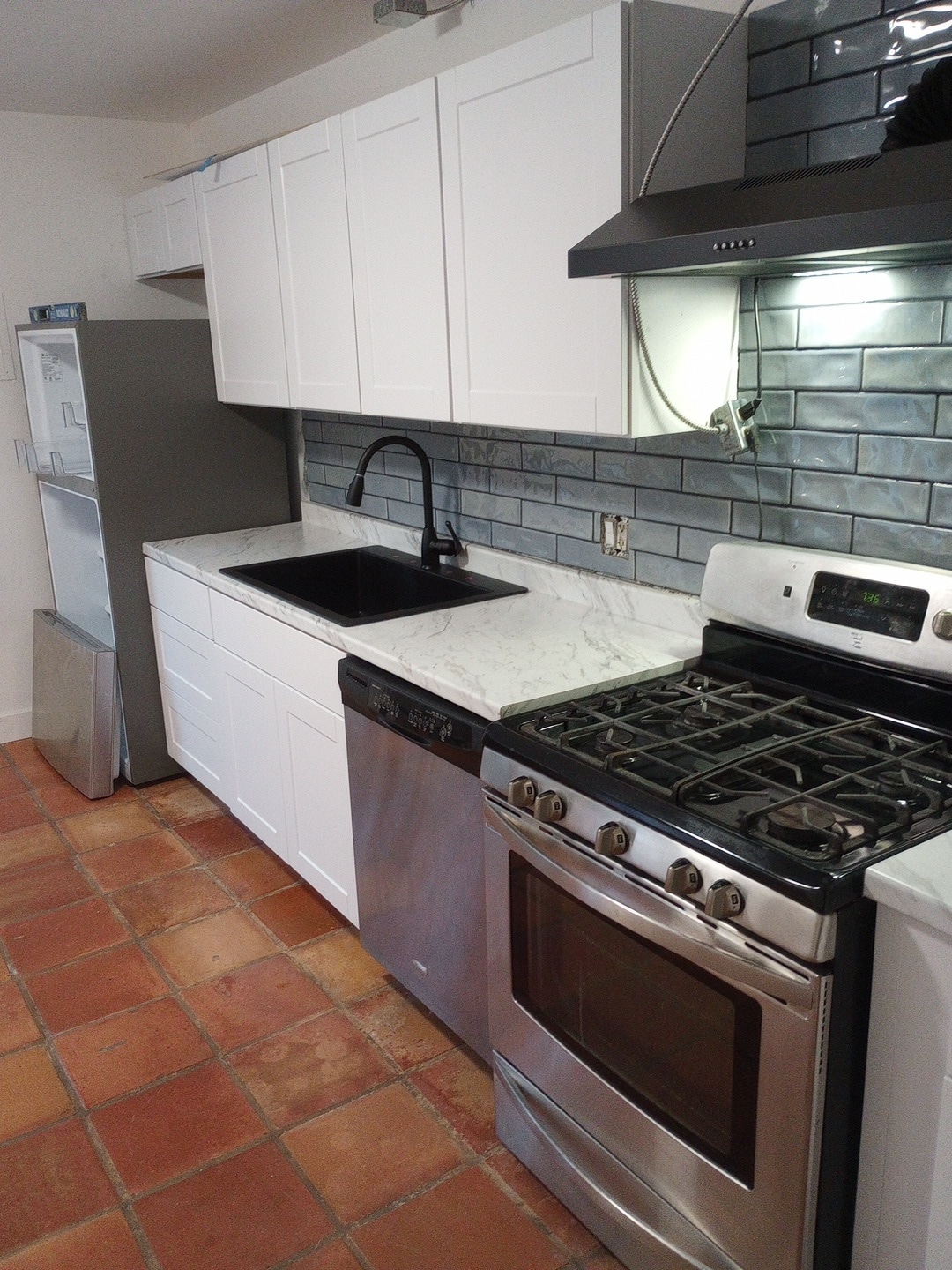 Building Photo - 805 Cagua Drive Southeast