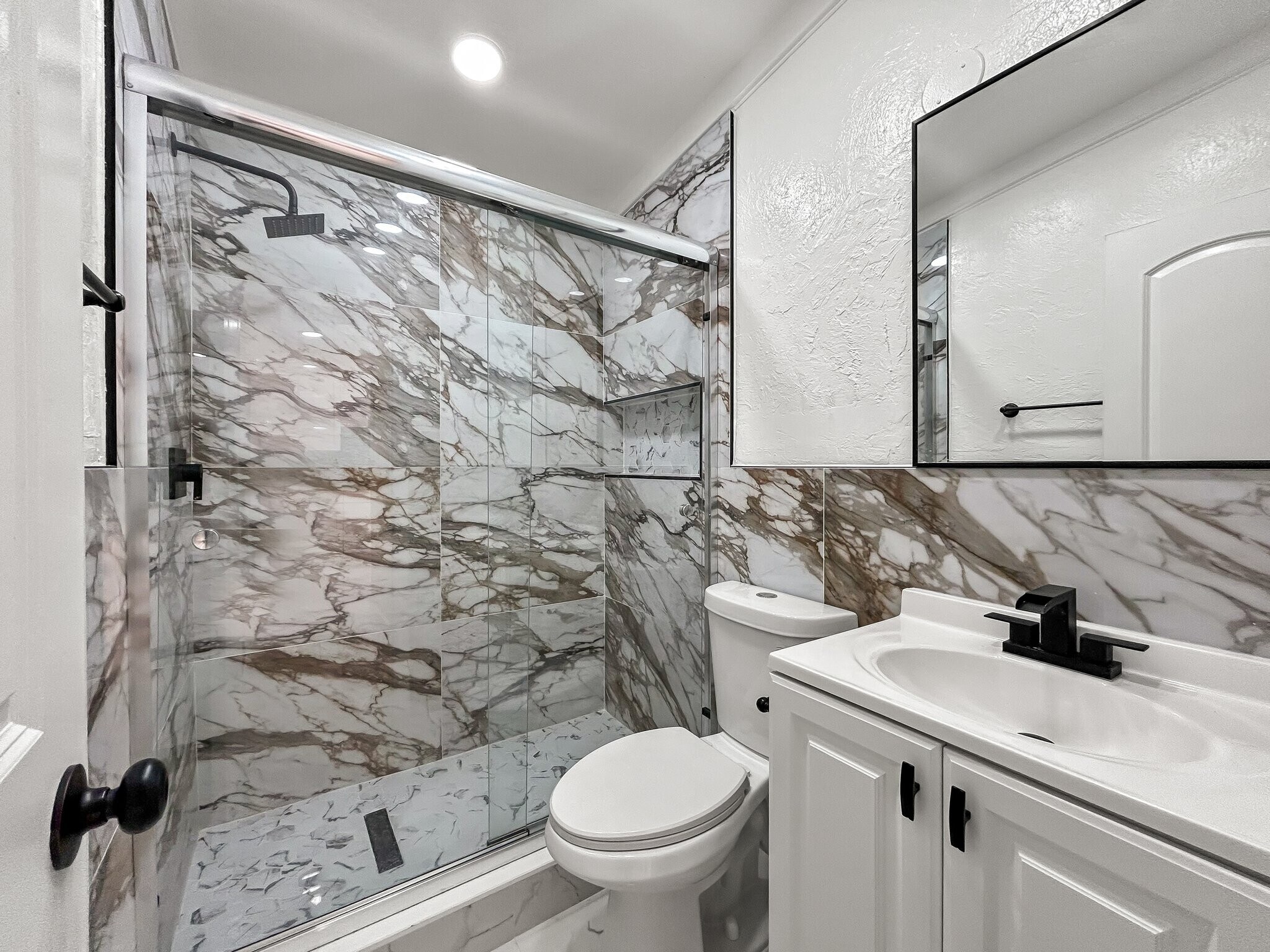 Building Photo - 3675 Prudence Dr