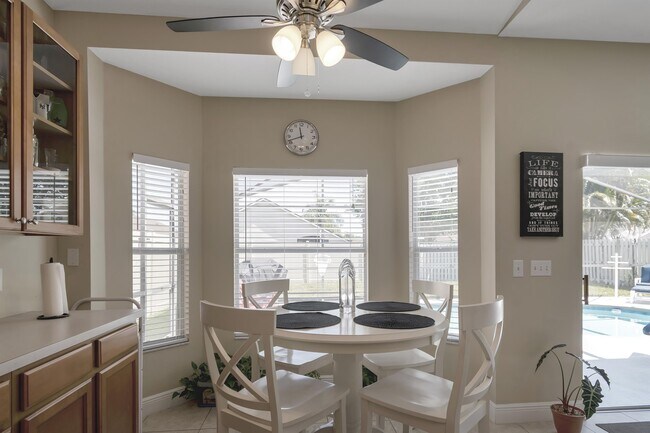 Building Photo - 5145 Marbella Isle Dr