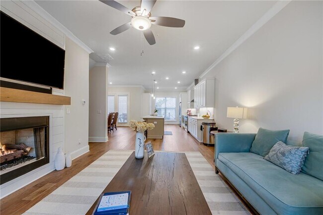 Building Photo - 306 Burgess Walk