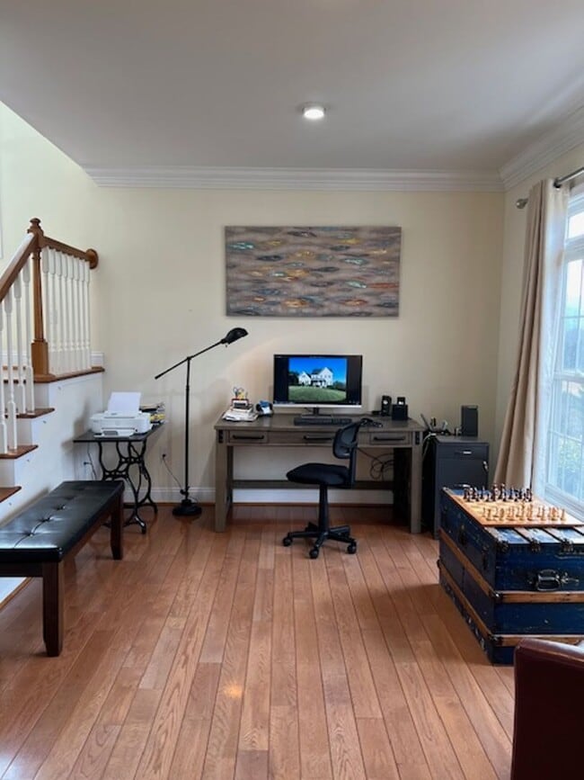 Building Photo - Single Family Home with Breathtaking Views