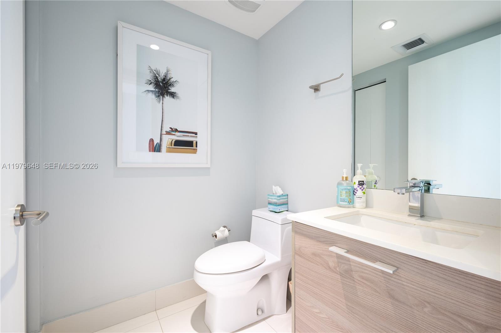 Building Photo - 1300 S Miami Ave