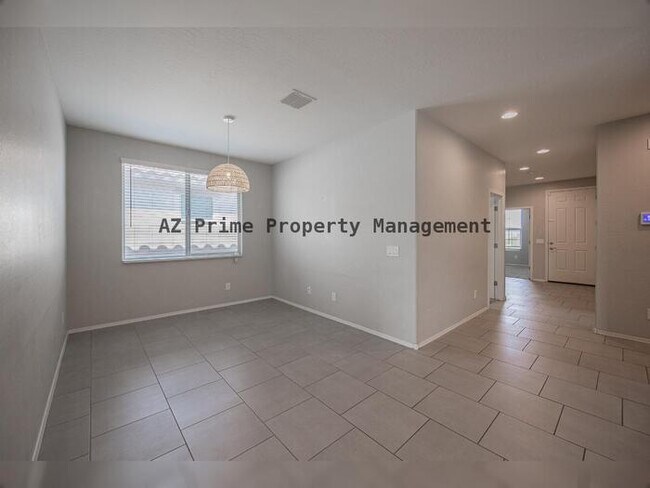 Building Photo - 2841 W Apollo Rd
