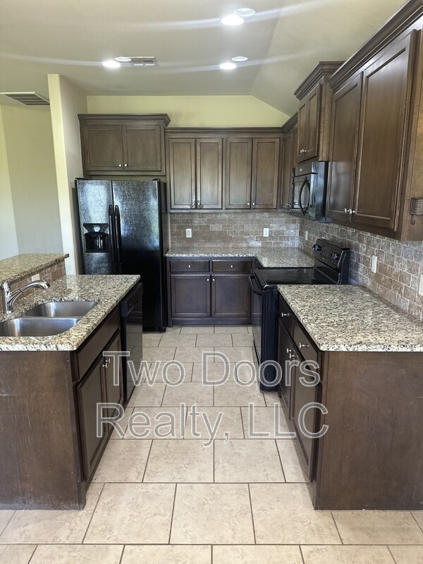 Building Photo - 8113 Waters Edge Way