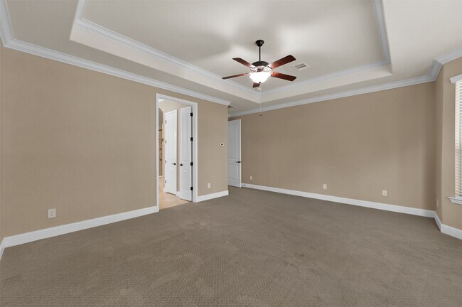 Building Photo - 42 Caprice Bend Pl
