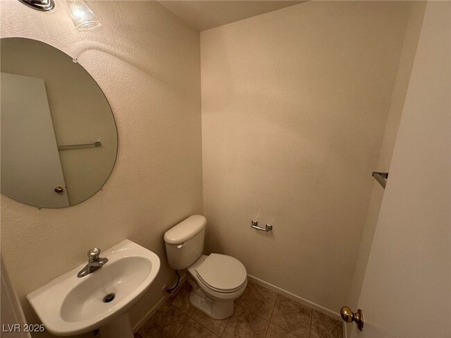 Building Photo - 9208 Nerone Ave