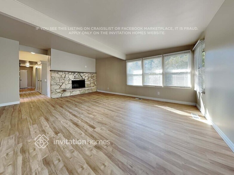 Building Photo - 28232 27th Ave S