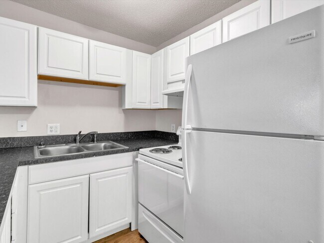 Interior Photo - Richardt Apartments