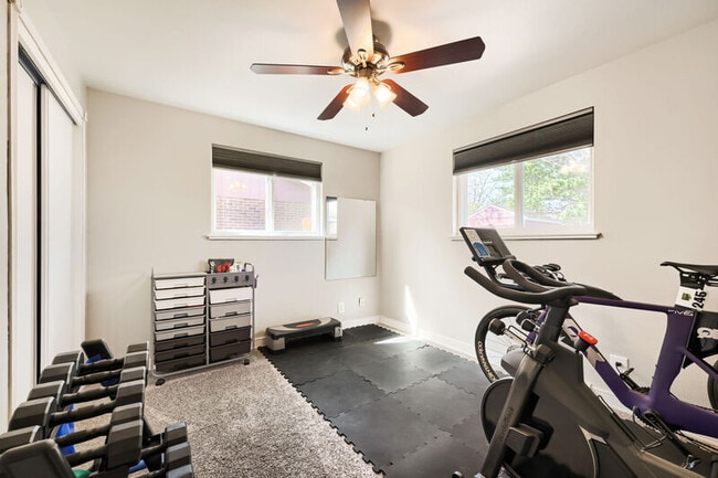 Building Photo - 2118 Monteagle St