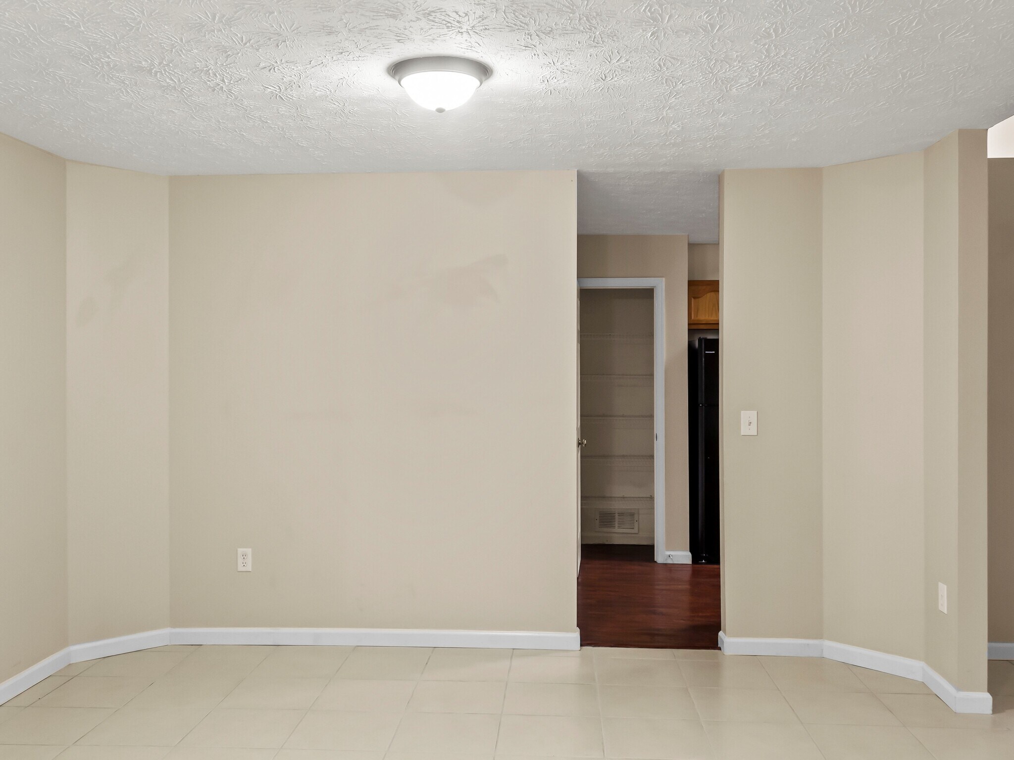 Building Photo - 322 Antietam Blvd
