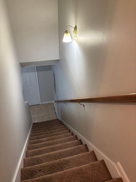 Building Photo - 2987 Fields Dr