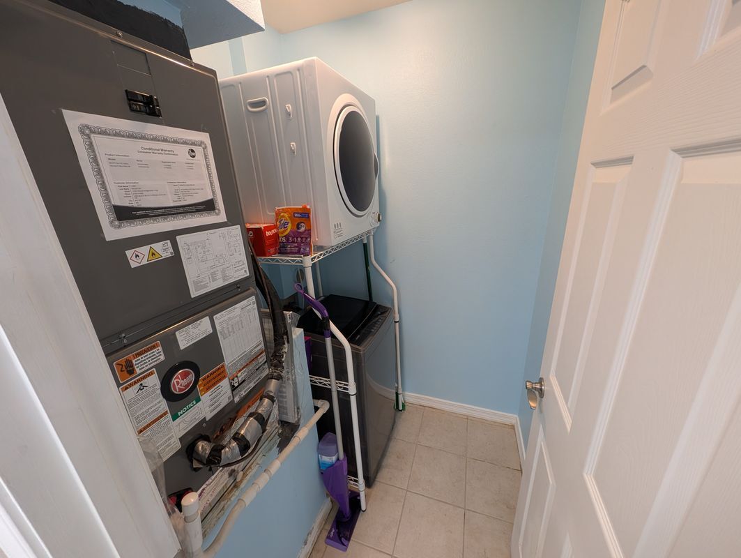 Building Photo - 1282 Beach Blvd