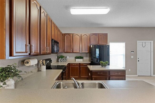 Building Photo - 16064 Old Ash Loop