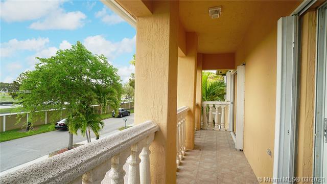 Building Photo - 14061 SW 136th Pl